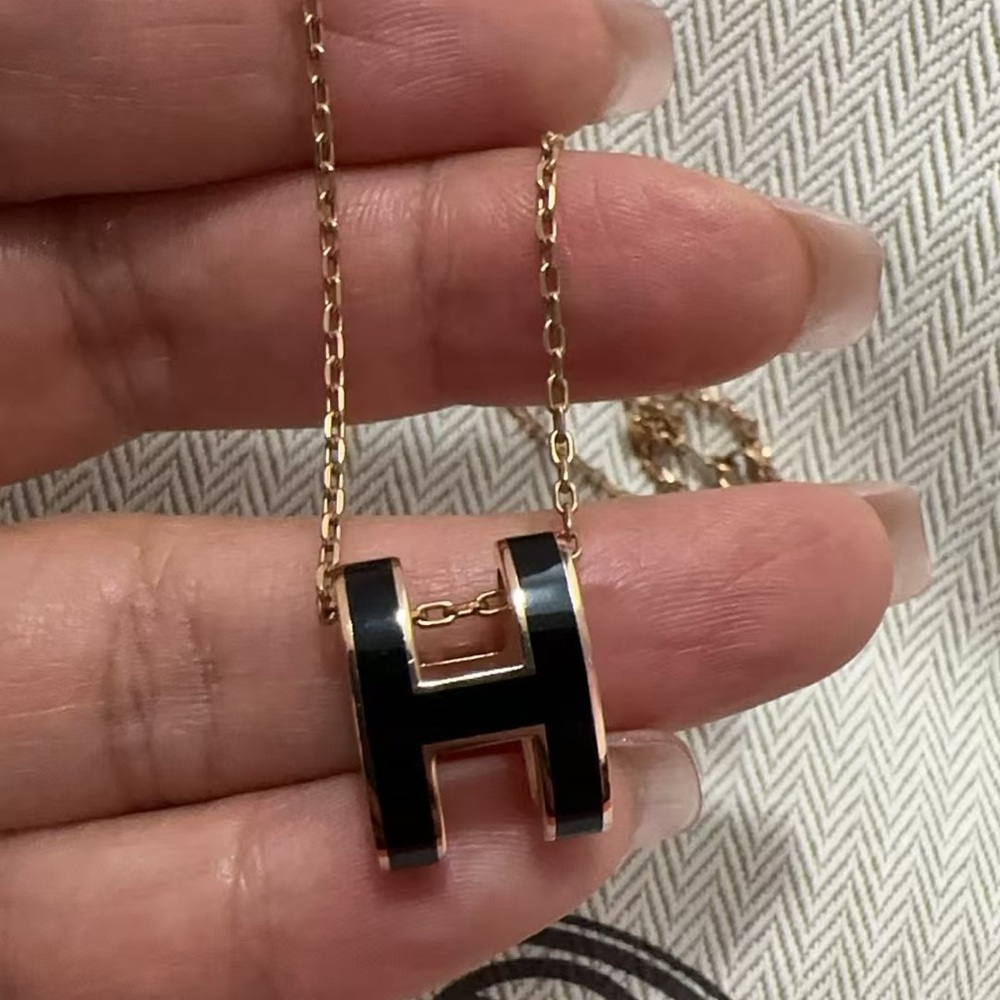 AUTH Hermes Pop H pendant